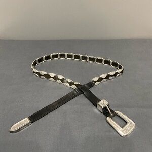 Vintage JUSTIN Black Silver Wrapped Concho Belt Top Grain Cowhide USA Size 34"
